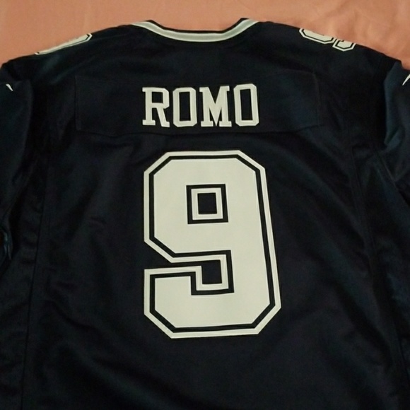 Tony Romo Jersey - Picture 2 of 2